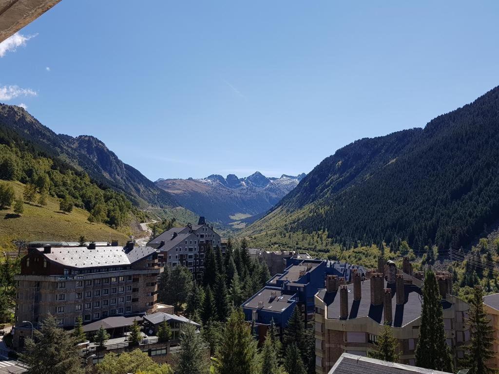 Apartamento Aguilera Naut Aran Exterior foto